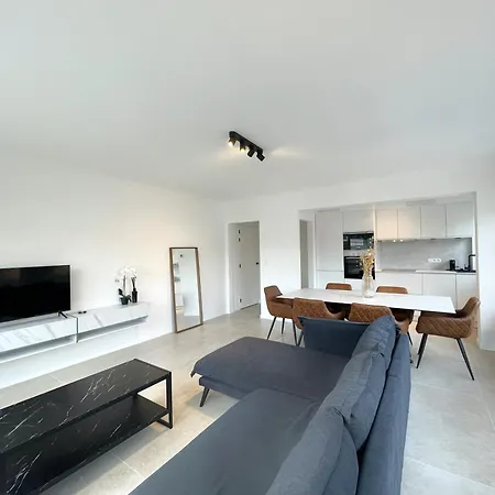 Luxury 2 Bedroom In The Heart Of 아파트