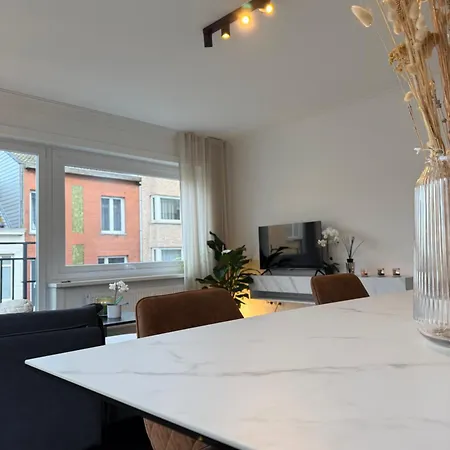 Luxury 2 Bedroom In The Heart Of Appartamento